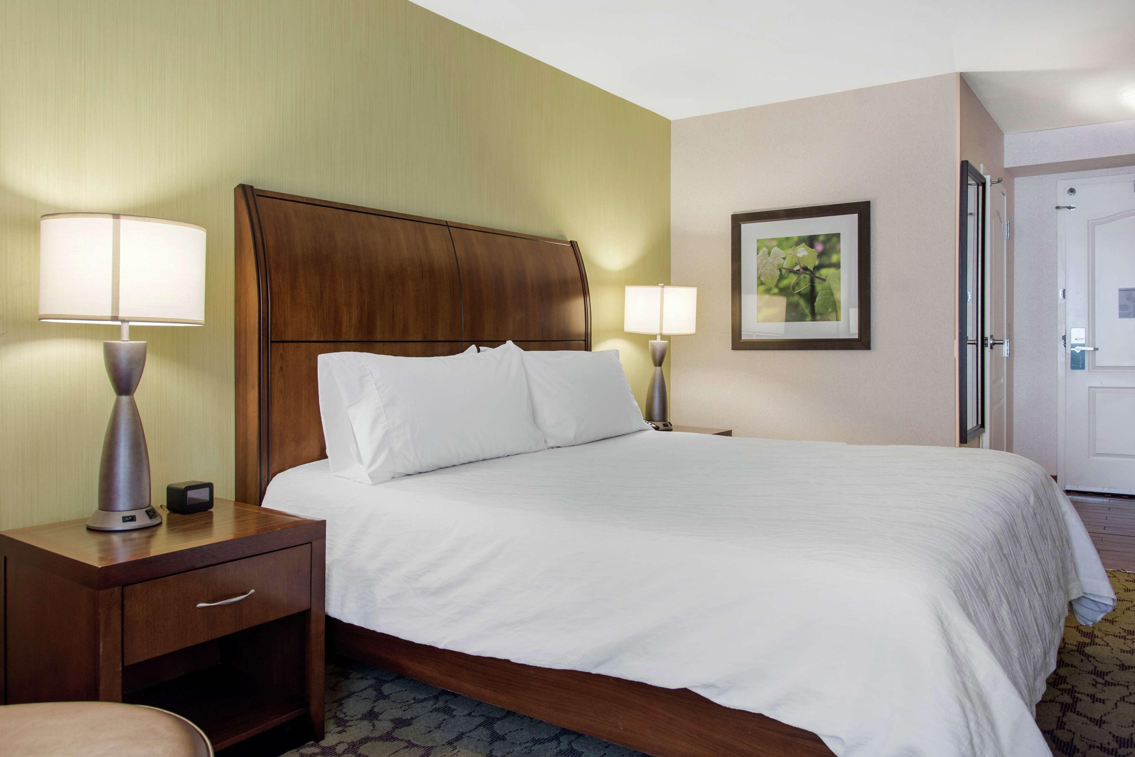 Hilton Garden Inn Portland Airport מראה חיצוני תמונה