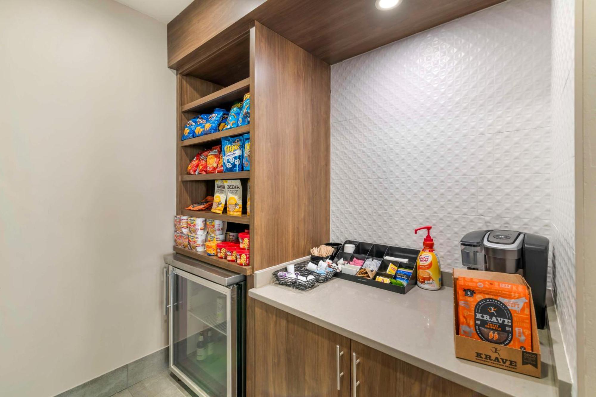 Hilton Garden Inn Portland Airport מראה חיצוני תמונה