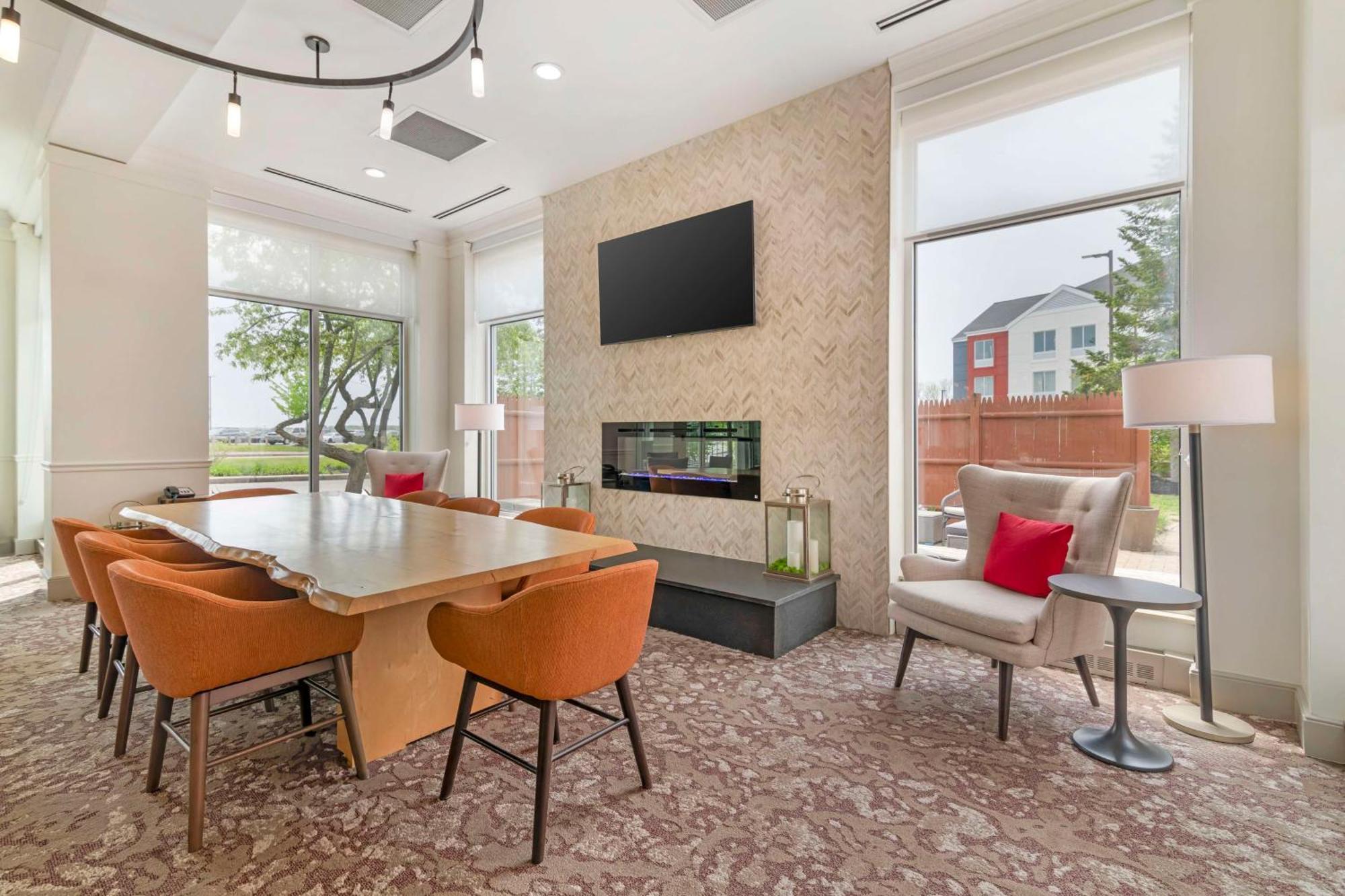 Hilton Garden Inn Portland Airport מראה חיצוני תמונה