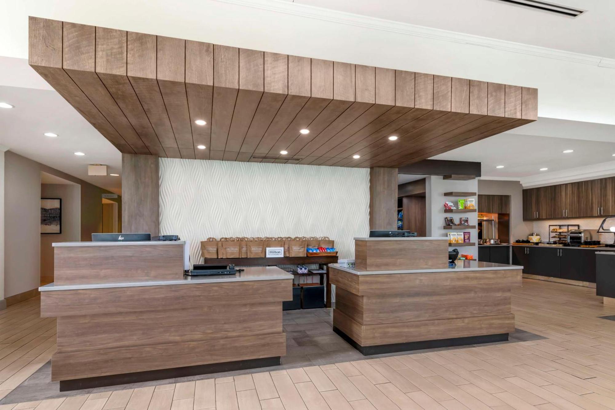 Hilton Garden Inn Portland Airport מראה חיצוני תמונה